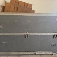 Cassa trasporto moto com rampa