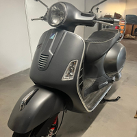 Piaggio Vespa 300 GTS S