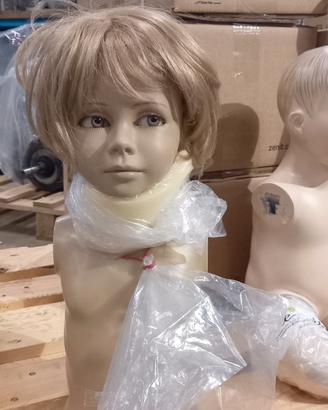 stock manichini bambini da 3 a 12 anni