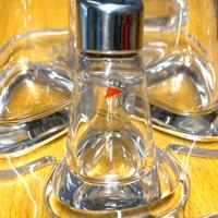 Acetoliera in cristallo