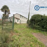 Villetta Indipendente con ampio giardino di circa