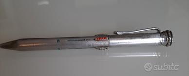 Antica penna portamine