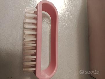 Spazzoline per unghie 
