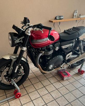 Triumph speed twin 1200