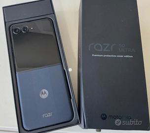 Motorola razr 50 ultra blu