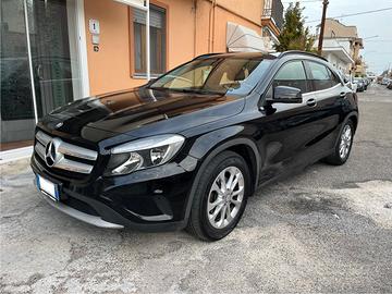 Mercedes-Benz GLA 180