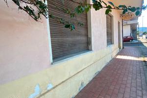 Ampio locale per studio medico o ufficio