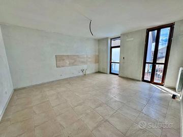 Appartamento di 95 m² con 3 locali e box auto a Se