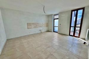 Appartamento di 95 m² con 3 locali e box auto a Se