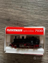 Locomotiva piccolo scala N fleishmann