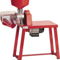 macchina passapomodo e tappatrice 