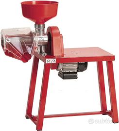 macchina passapomodo e tappatrice 