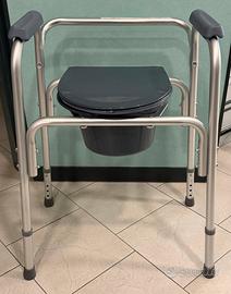 Sedia comoda per anziani con WC - regolabile