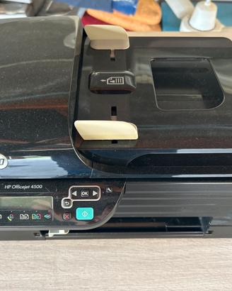 Stampante Hp 4500 funzionante cartucce esaurite