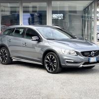 Volvo V60 Cross Country 2.0 Diesel 150CV Auto E6 -