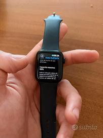 Apple watch SE (2nd gen) 40mm