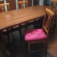 tavolo da pranzo in legno