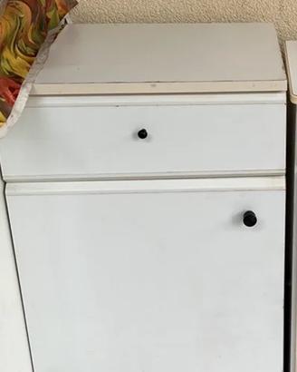 Piccola toilette mobili
