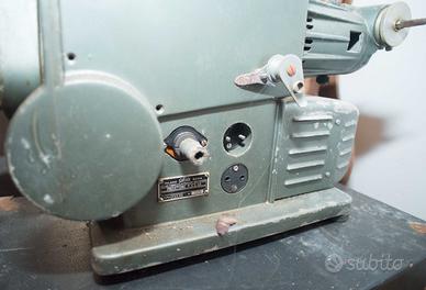 proiettore vintage safar con valigia e custodia