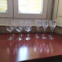 Set 12 bicchieri con gambo, in plastica rigida