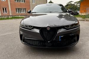 Alfa romeo tonale 1,5 benzina e ibrida