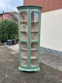 Vetrina angolare laccata verde