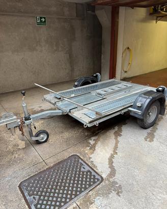 Rimorchio porta moto