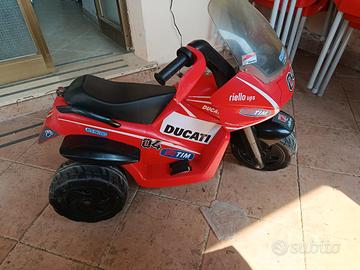Moto ducati Peg perego 6V