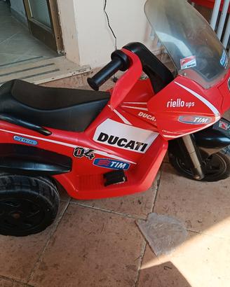 Moto ducati Peg perego 6V