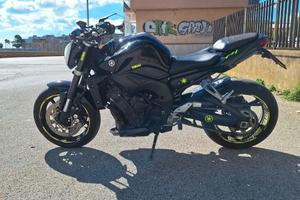 Yamaha FZ1