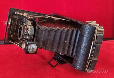 Fotocamera Vintage Kodak Six-20 (Anni '30)