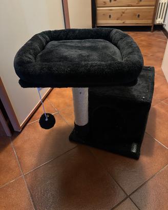 Tiragraffi, cuccia e gioco per gatto