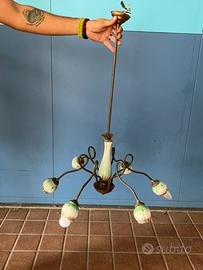 Lampadario in ferro battuto e ceramica