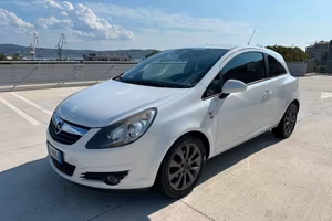 Opel corsa 1.2 p3 sport neopatentati