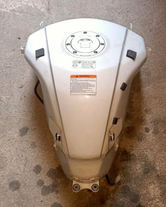 serbatoio CFMoto mt650