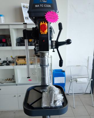 Trapano a colonna con capacità di foratura 32 mm