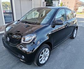 SMART ForFour 70 1.0 Passion