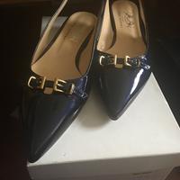 Sandali bassi in vernice blu