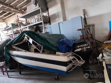 Barca open 4,70m con motore 40Cv
