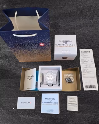 Omega x Swatch Mission To The Earthphase bianco