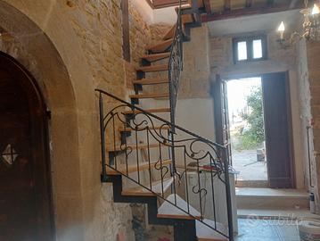 Scala in ferro battuto 