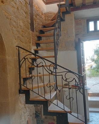 Scala in ferro battuto 