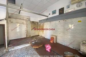 Locale, Termini Imerese.