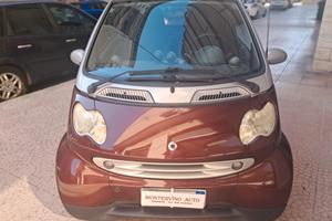 Smart ForTwo 700 CABRIO-NEOPATENTATI-Euro3790