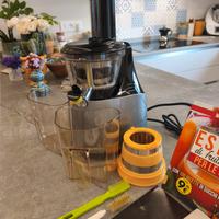 Estrattore Hurom modello 500