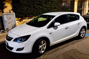 Opel Astra cosmo 2.0 cdti