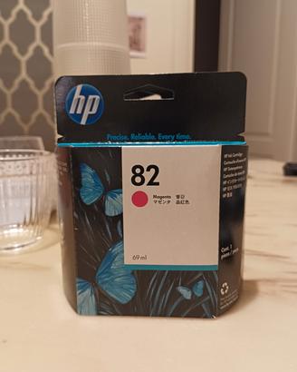 cartuccia HP 82 magenta per stampante 