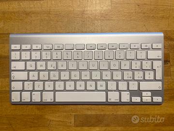 Apple Wireless Keyboard - A1314