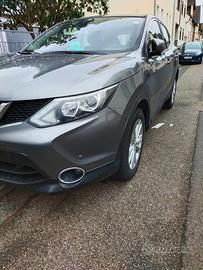 NISSAN Qashqai 1.5dCi Pure drive full accessoriata