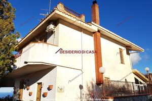 Casa, Termini Imerese.